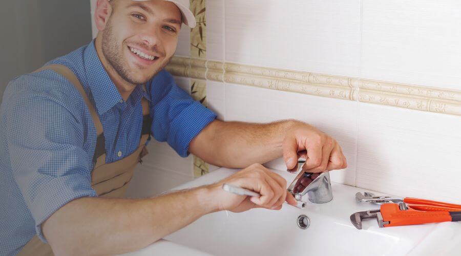 Faucet cartridge replacement in Cotter, AR